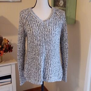 American Eagle Outfitters Sparkly Sweater